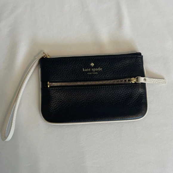 Kate Spade Black Wristlet - Picture 2 of 5